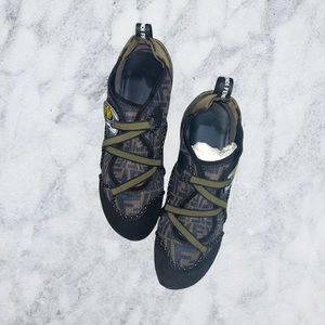 Authentic - Fendi Sneakers with Cross Straps